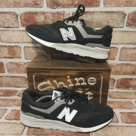 Pre-owned 2018 New Balance 997H - Picture 1 of 10